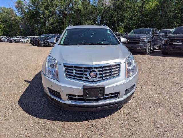 2014 Radiant Silver Metallic Cadillac SRX Luxury AWD SUV