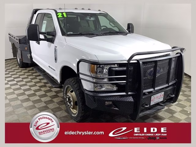 2021 Oxford White Ford Super Duty F-350 DRW XL 4X4 Chassis