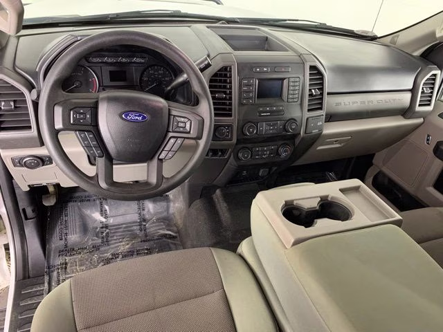 2021 Oxford White Ford Super Duty F-350 DRW XL 4X4 Chassis