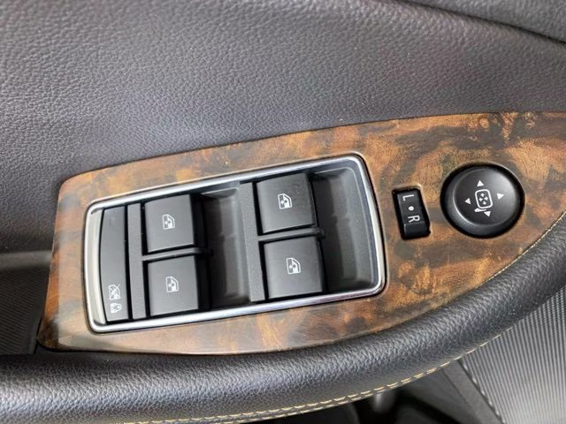 2015 Silver Ice Metallic Chevrolet Impala LT FWD Sedan