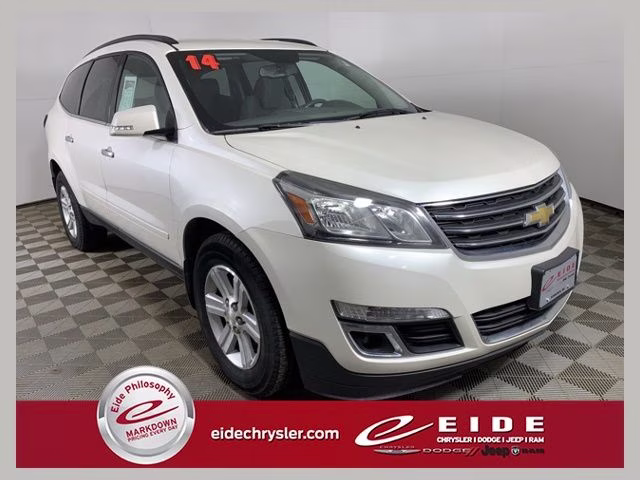 2014 White Diamond Tricoat Chevrolet Traverse LT AWD SUV
