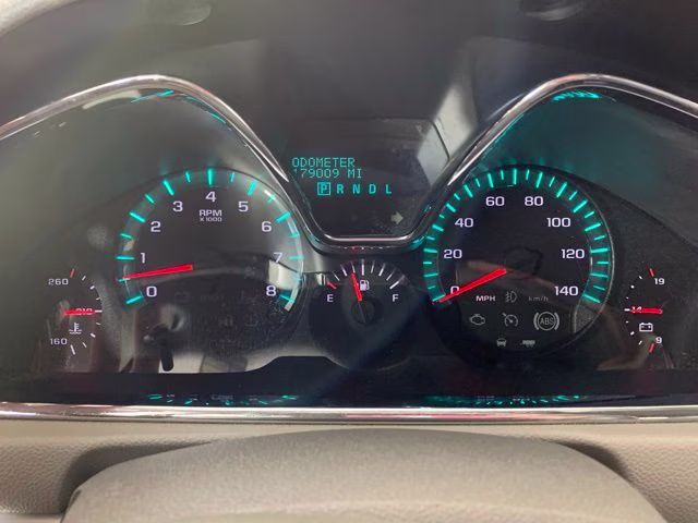 2014 White Diamond Tricoat Chevrolet Traverse LT AWD SUV