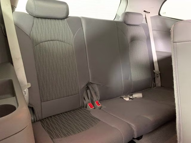2014 White Diamond Tricoat Chevrolet Traverse LT AWD SUV