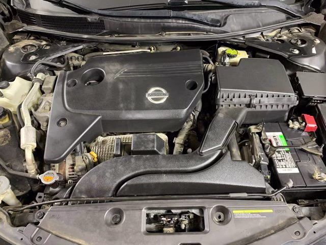 2014 Super Black Nissan Altima 2.5 S FWD Sedan