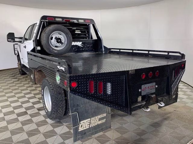 2021 Oxford White Ford Super Duty F-350 DRW XL 4X4 Chassis