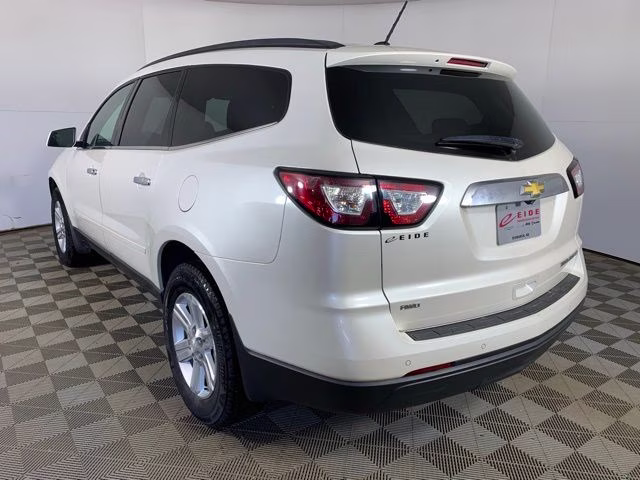 2014 White Diamond Tricoat Chevrolet Traverse LT AWD SUV