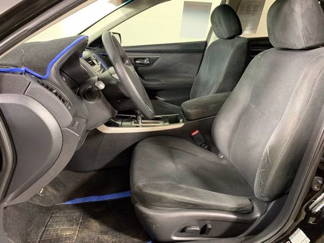 2014 Super Black Nissan Altima 2.5 S FWD Sedan