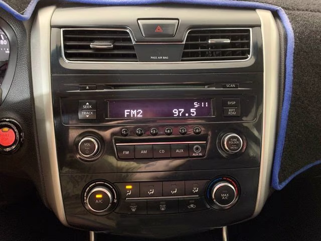 2014 Super Black Nissan Altima 2.5 S FWD Sedan
