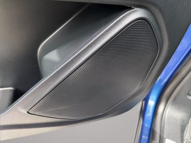 2021 Blue Metallic Ford Explorer Limited RWD SUV