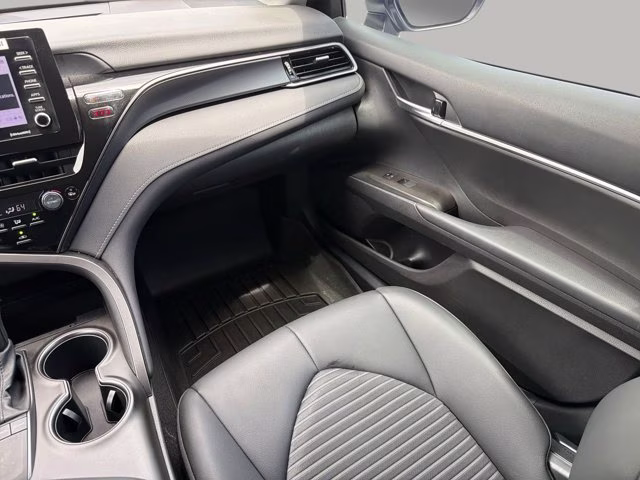 2024 Celestial Silver Metallic Toyota Camry SE FWD Sedan