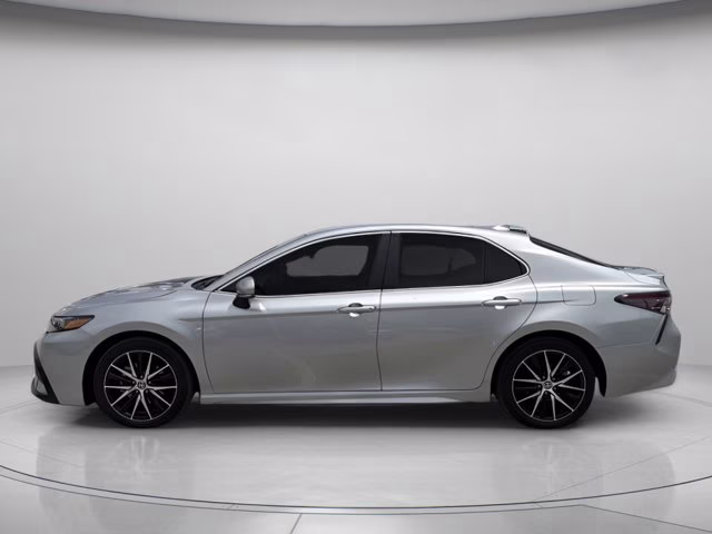 2024 Celestial Silver Metallic Toyota Camry SE FWD Sedan