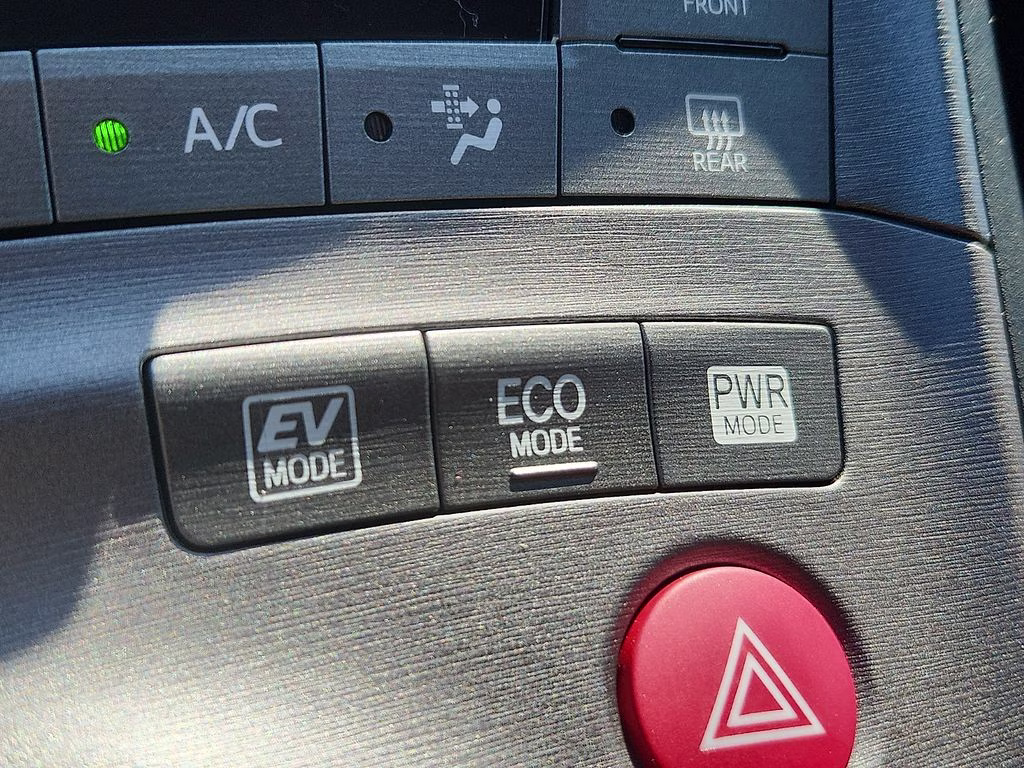 2015 Classic Silver Metallic Toyota Prius Two FWD Hatchback
