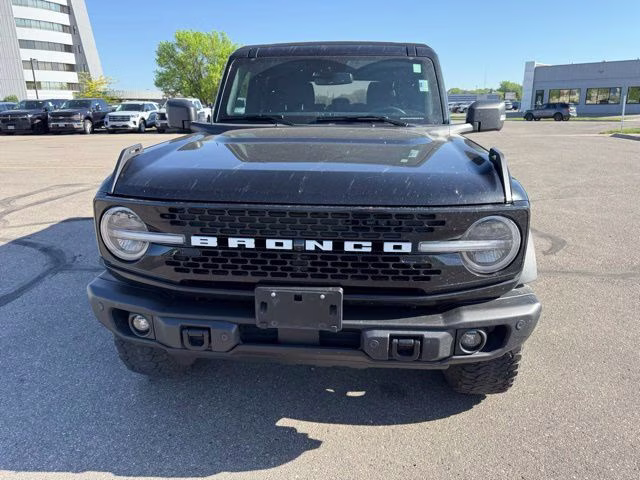 2022 Black Metallic Ford Bronco Badlands 4X4 SUV