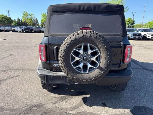2022 Black Metallic Ford Bronco Badlands 4X4 SUV