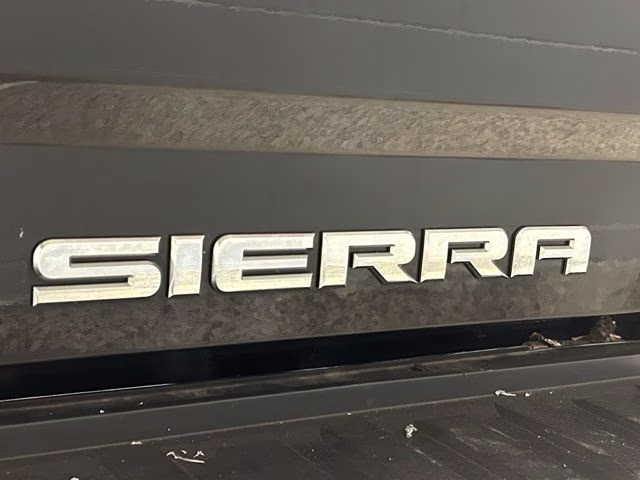 2014 Onyx Black GMC Sierra 1500 SLT 4X4 Truck