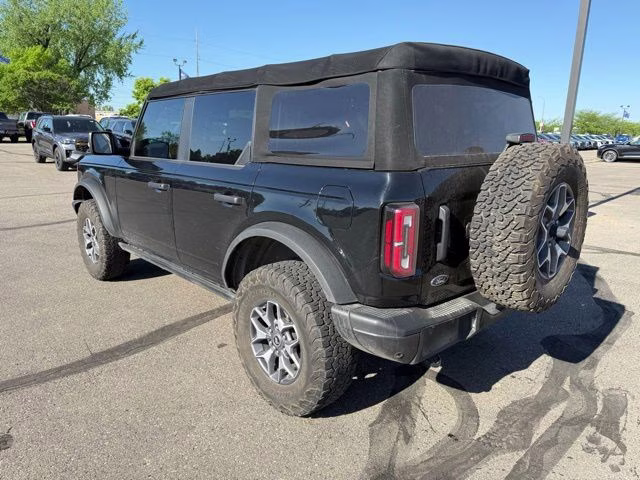 2022 Black Metallic Ford Bronco Badlands 4X4 SUV