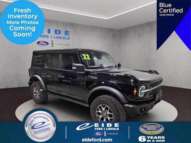 2022 Shadow Black Ford Bronco Badlands 4X4 SUV