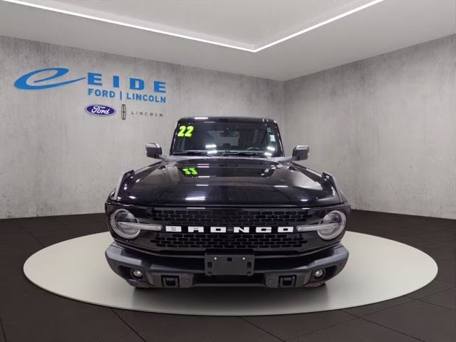 2022 Shadow Black Ford Bronco Badlands 4X4 SUV