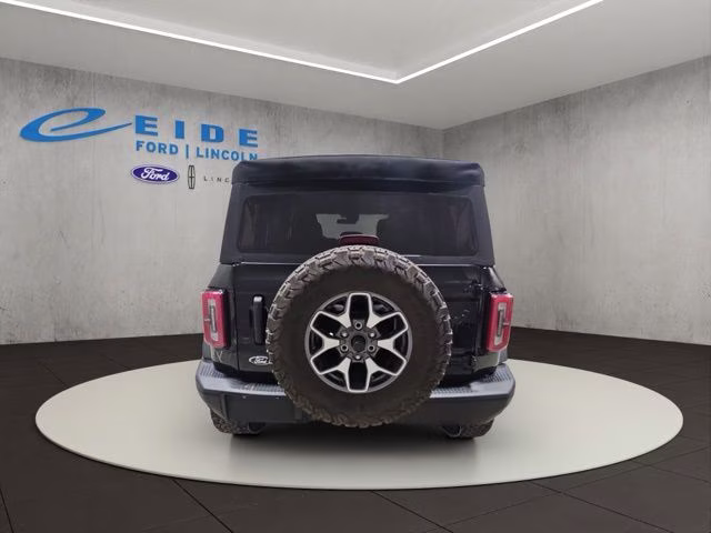2022 Shadow Black Ford Bronco Badlands 4X4 SUV
