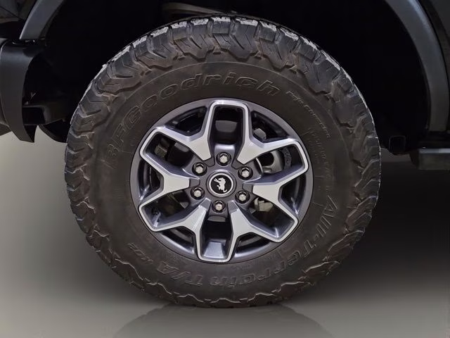 2022 Shadow Black Ford Bronco Badlands 4X4 SUV