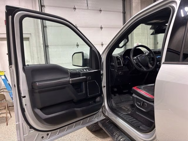 2016 Ingot Silver Metallic Ford F-150 Lariat 4X4 Truck
