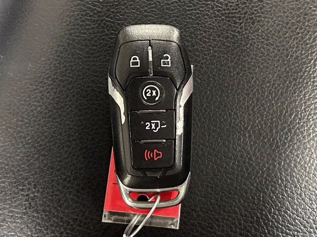 2016 Ingot Silver Metallic Ford F-150 Lariat 4X4 Truck