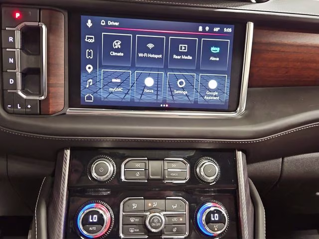2023 Frosted Pine Metallic GMC Yukon Denali Ultimate 4X4 SUV