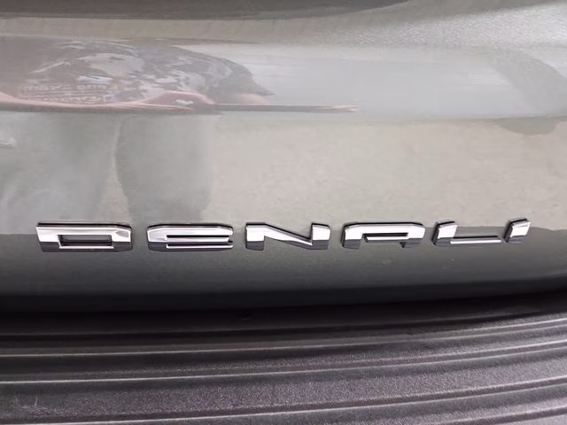 2023 Frosted Pine Metallic GMC Yukon Denali Ultimate 4X4 SUV