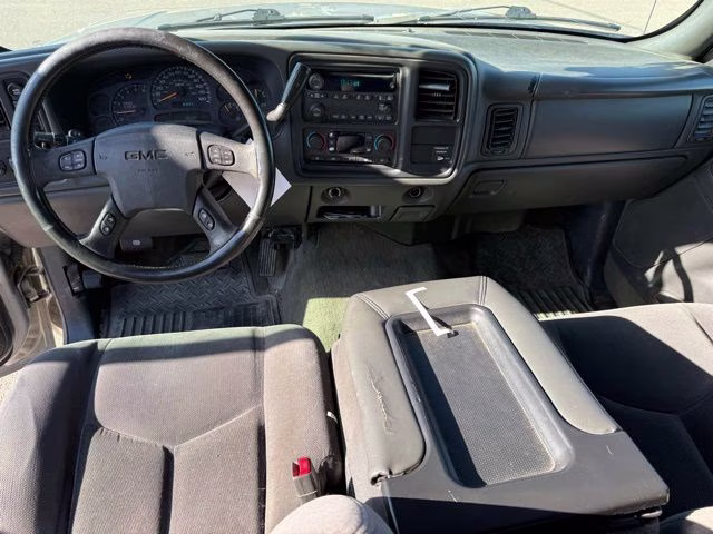 2004 Beige / Tan GMC Sierra 1500 SLE 4X4 Truck
