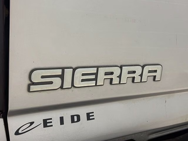 2004 Silver Birch Metallic GMC Sierra 1500 SLE 4X4 Truck