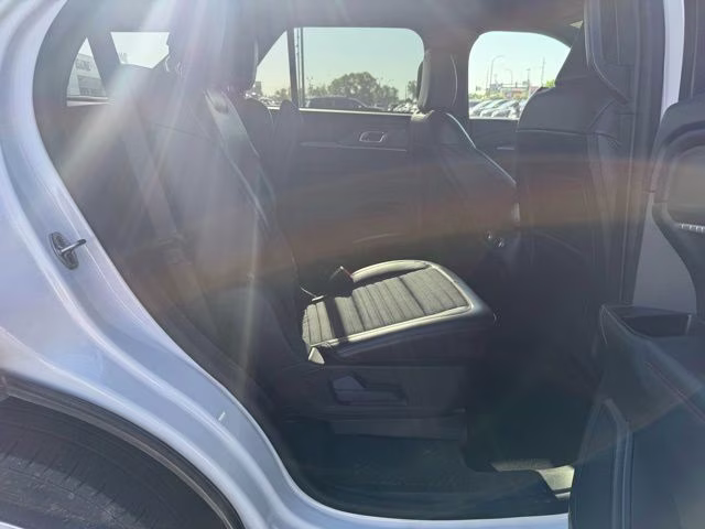 2025 White Metallic Ford Explorer ST-Line 4X4 SUV