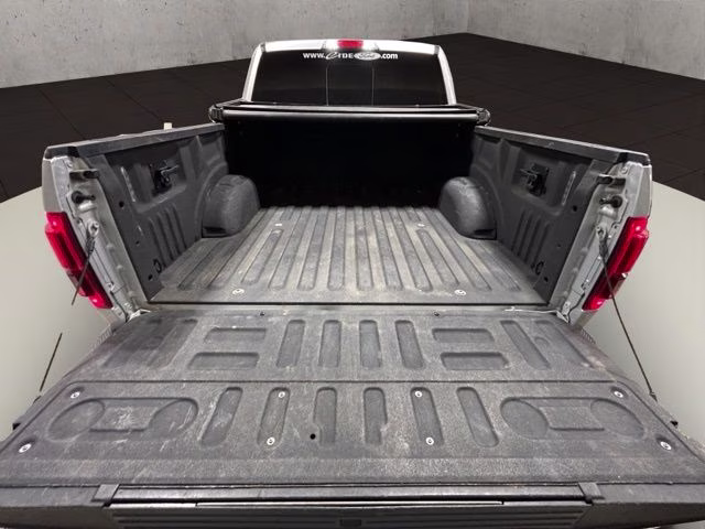 2016 Ingot Silver Metallic Ford F-150 Lariat 4X4 Truck