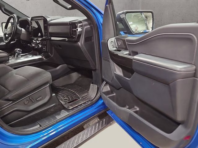 2021 Velocity Blue Metallic Ford F-150 XLT 4X4 Truck