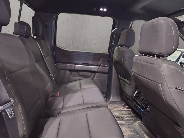 2021 Velocity Blue Metallic Ford F-150 XLT 4X4 Truck