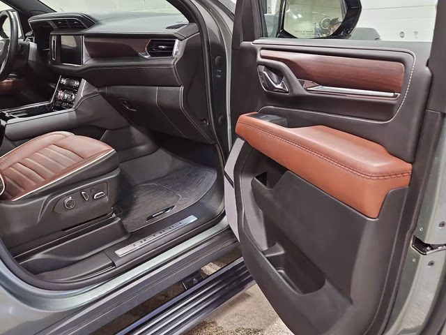 2023 Frosted Pine Metallic GMC Yukon Denali Ultimate 4X4 SUV
