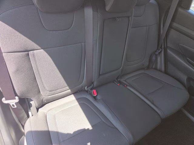 2026 White Pearl Hyundai Tucson SE FWD SUV