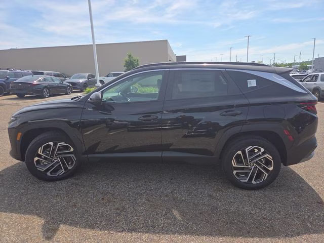 2026 Phantom Black Hyundai Tucson SEL AWD SUV