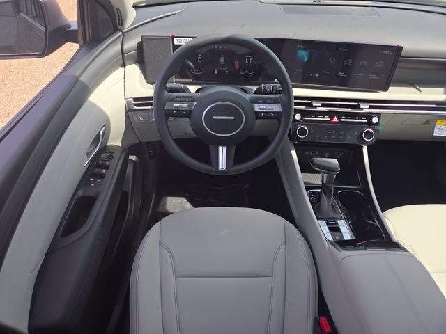 2026 Phantom Black Hyundai Tucson SEL AWD SUV