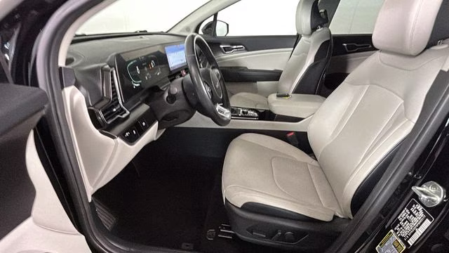 2023 Ebony Black Kia Sportage EX FWD SUV
