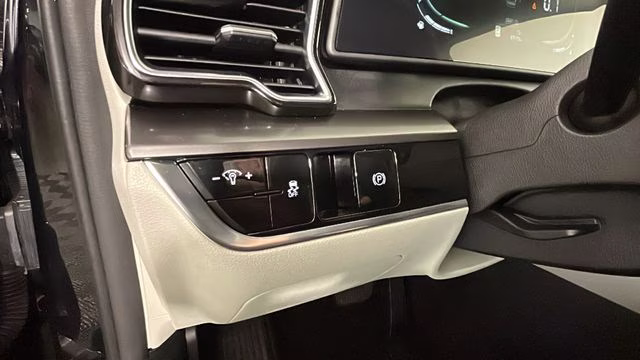 2023 Ebony Black Kia Sportage EX FWD SUV