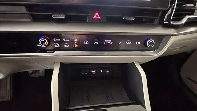 2023 Ebony Black Kia Sportage EX FWD SUV