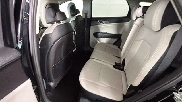 2023 Ebony Black Kia Sportage EX FWD SUV