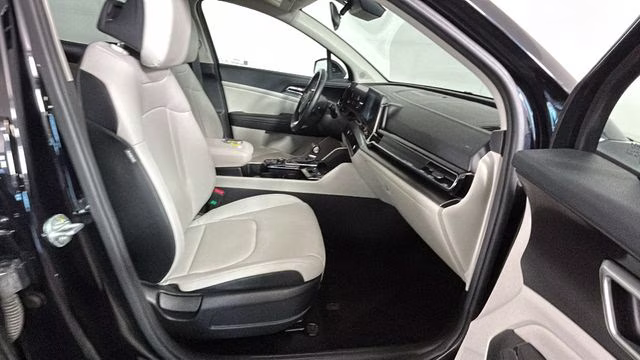 2023 Ebony Black Kia Sportage EX FWD SUV