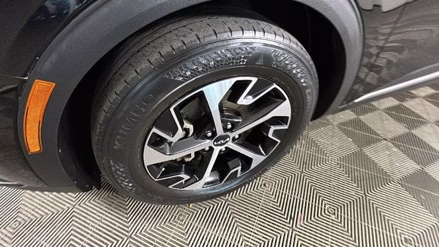 2023 Ebony Black Kia Sportage EX FWD SUV