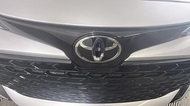 2024 Classic Silver Metallic Toyota Corolla Hatchback XSE FWD Hatchback