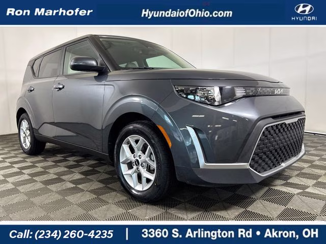 2024 Gravity Gray Kia Soul LX FWD Hatchback