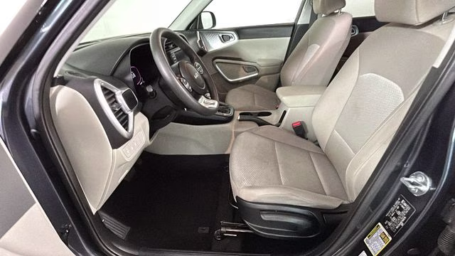 2024 Gravity Gray Kia Soul LX FWD Hatchback
