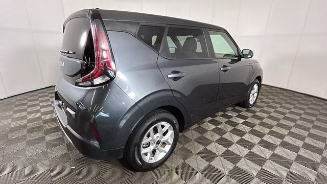 2024 Gravity Gray Kia Soul LX FWD Hatchback
