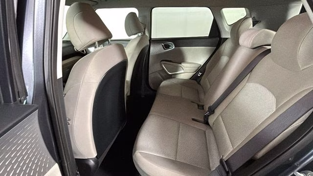 2024 Gravity Gray Kia Soul LX FWD Hatchback