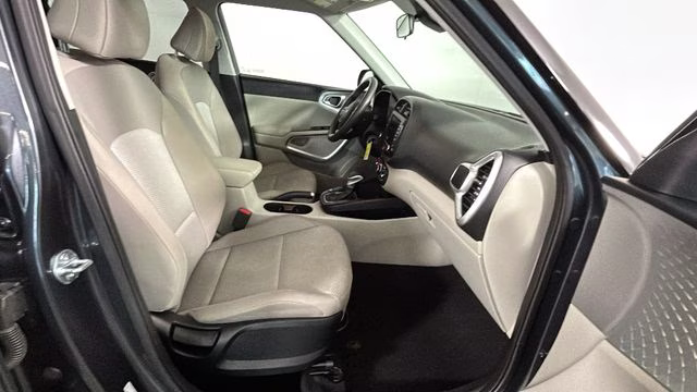 2024 Gravity Gray Kia Soul LX FWD Hatchback